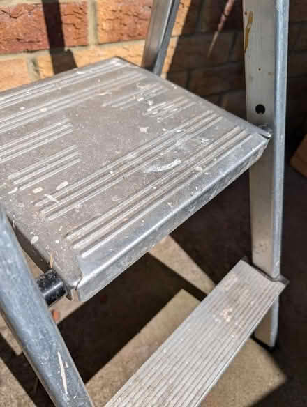 Photo of free small step ladder - BS4 3SQ (City of Bristol BS4) #1