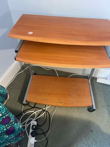 Photo of free Desk (Herne Hill SE24) #1