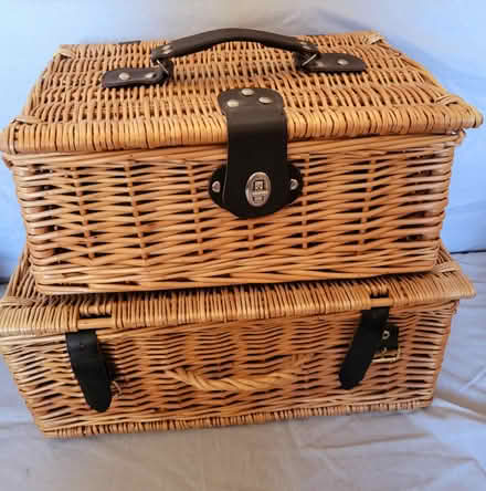 Photo of free 2 x picnic baskets (Grays) #3