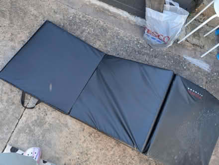 Photo of free York fitness mat (WD24 watford) #2