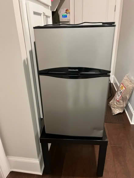 Photo of free Small Refrigerator/Freezer (Smyrna) #1