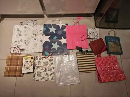 Photo of free Assorted gift bags (Twickenham TW2) #1