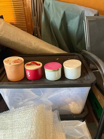 Photo of free 4 glass containers with lids (Westmont near Cass and ogden) #1