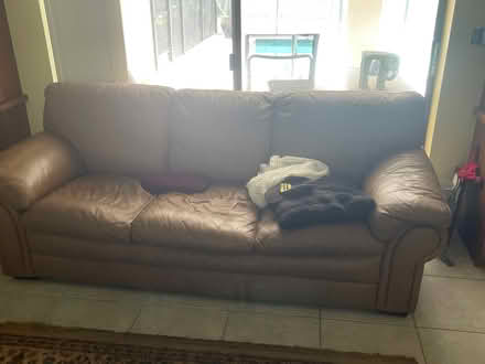 Photo of free Stuff Sat 4/5 12-3pm (3799 Countryside Rd Sarasota) #4