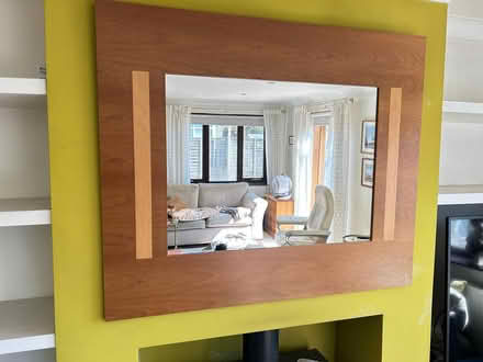 Photo of free Heals Mirror (BH231HG) #1