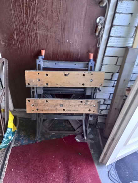 Photo of free B & d work bench (Pontefract WF8) #1