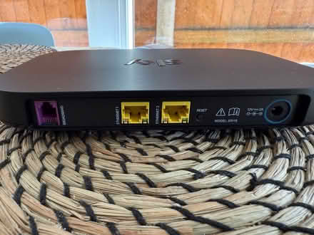 Photo of free SKY router / Q Hub (Penkhull, Stoke. ST4) #4