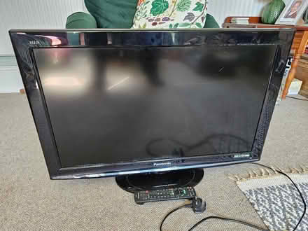 Photo of free Panasonic Viera 32" LCD TV (Ebley GL5) #1