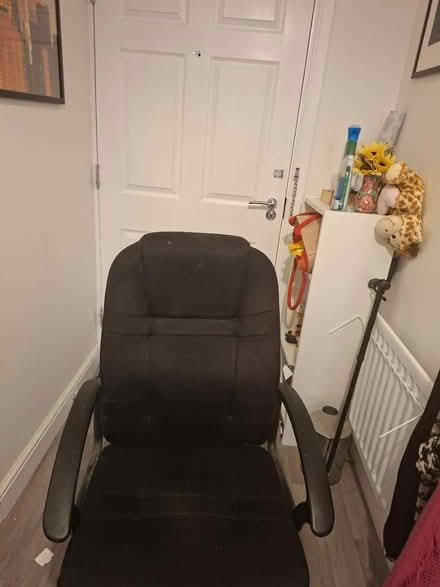 Photo of free fabric office chair (Hyde SK14 1DH) #1