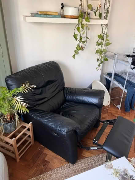 Photo of free 80s armchair (N1) #1