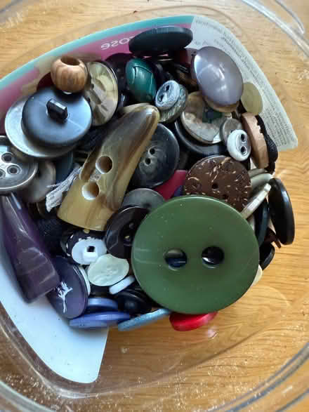 Photo of free Buttons (Kingston KT1) #2