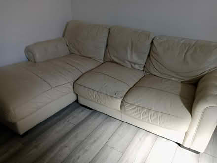 Photo of free Corner sofa with 3 piece sofa (luton) #1