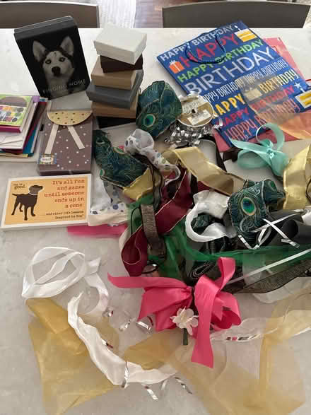 Photo of free Small gift boxes, bags, ribbons (North Cleveland Park) #2