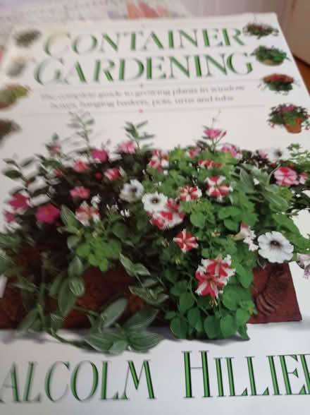 Photo of free Container Gardening Book (Pin Green SG1) #1