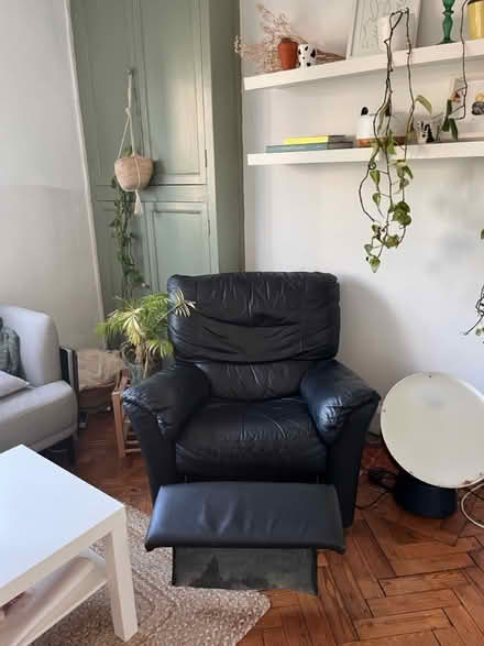 Photo of free 80s armchair (N1) #2