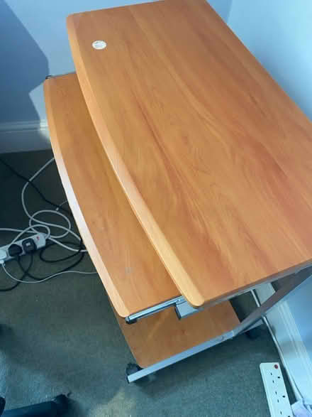 Photo of free Desk (Herne Hill SE24) #2