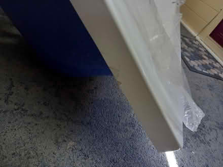 Photo of free Bath (Goffs oak Waltham cross EN7) #2