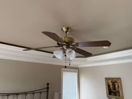 Photo of free Ceiling fan (Bedford NH) #1