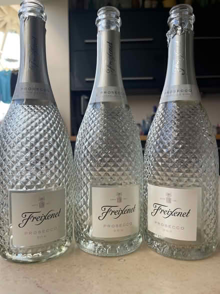Photo of free Empty Wine bottles for upcycling (Heswall CH60) #2