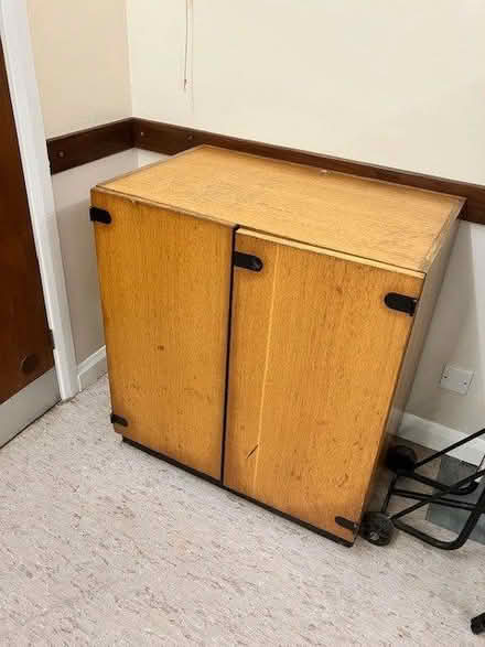 Photo of free Freestanding cupboard (Purley on Thames RG8) #1