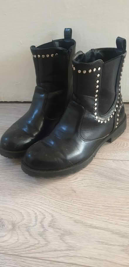 Photo of free Boots (OL8) #2