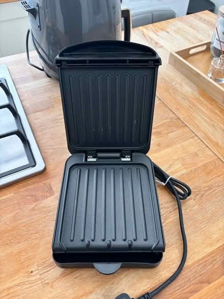 Photo of free George Foreman Grill/Toastie Maker (Cuxton) #3