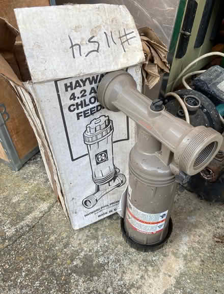 Photo of free Swimming Pool Automatic Chlorine Feeder (Old Slade KT16) #2