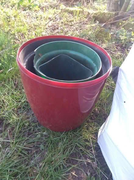 Photo of free Plastic plant pots (Irish Fields LS21) #2