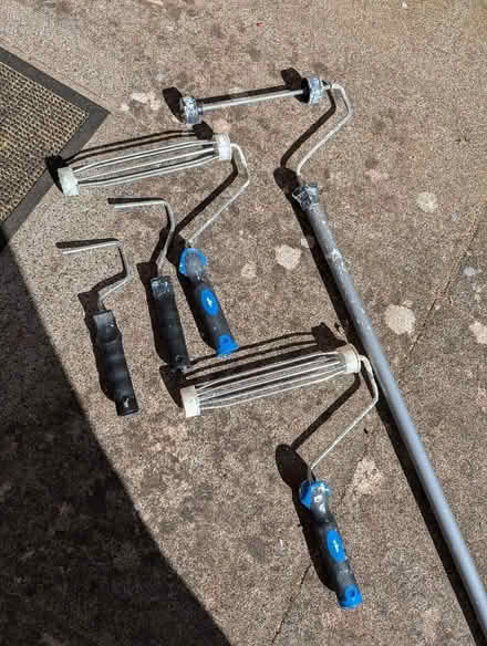 Photo of free selection of paint roller handles - BS4 3SQ (City of Bristol BS4) #1