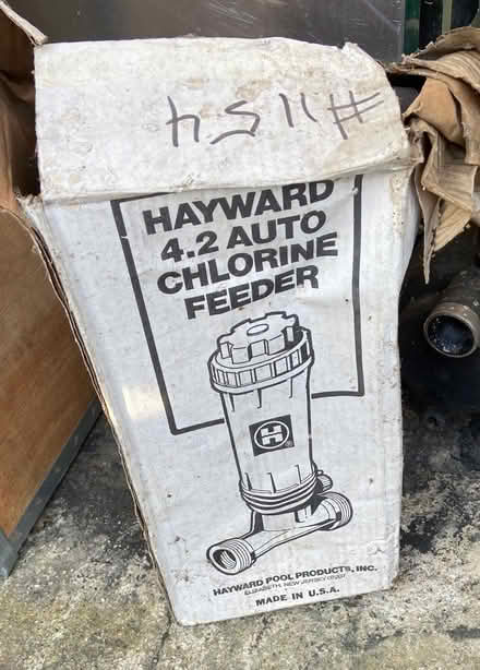 Photo of free Swimming Pool Automatic Chlorine Feeder (Old Slade KT16) #1