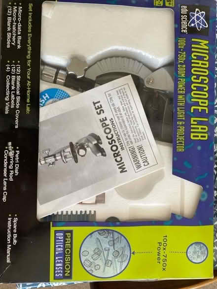 Photo of free Microscope (Waterlooville PO8) #1