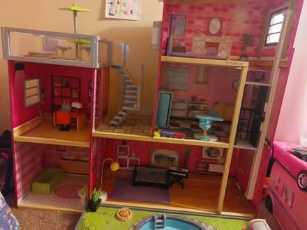 Photo of free Large wooden dolls house (SG2) #1