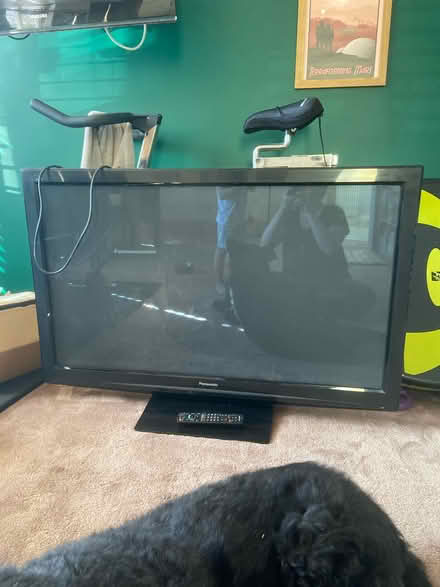 Photo of free 55 inch tv (Southend on sea SS0) #1