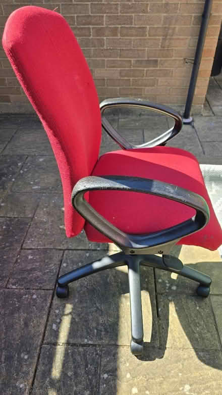 Photo of free Red office chair (Harlow, CM19) #3