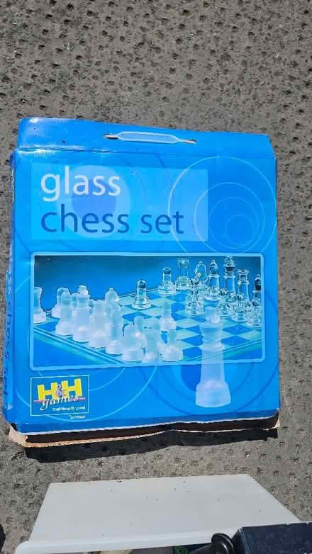 Photo of free Glass chess set (Cheshunt EN8) #1