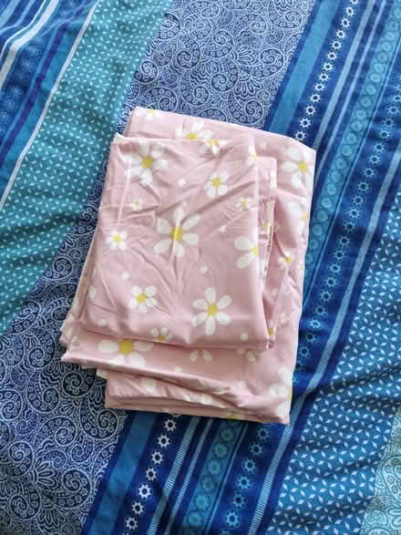 Photo of free Single duvet cover and pillowcase (Falsgrave, Scarborough) #1