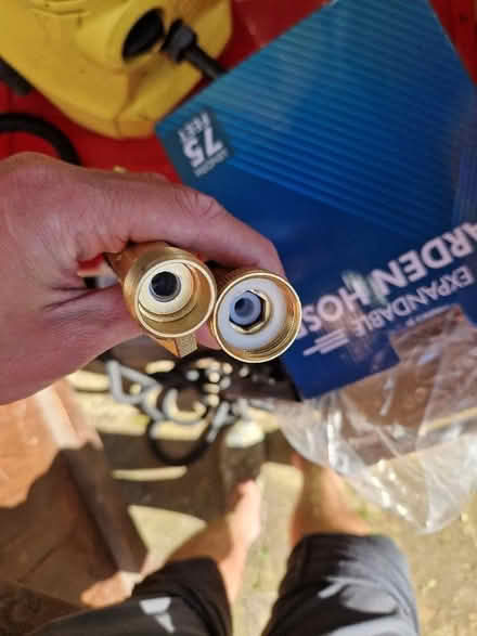 Photo of free Extendable garden hose (Garston WD25) #2