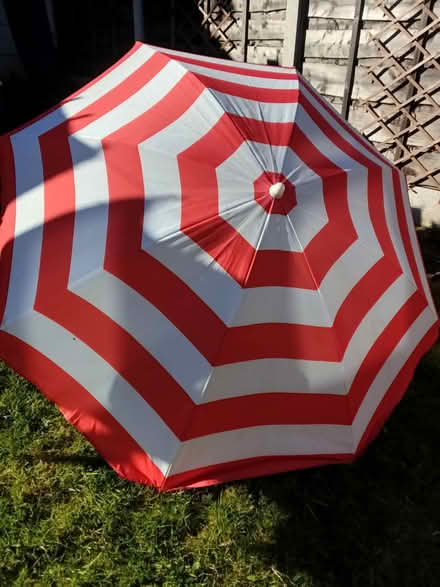 Photo of free Parasol / umbrella for picnic table (stalybridge SK15) #1