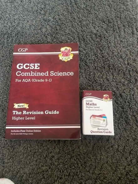 Photo of free New GCSE revision books (Whitworth Halls of Residence M14) #1