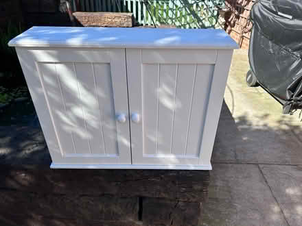 Photo of free Small bathroom cabinet (Lower Stondon) #1