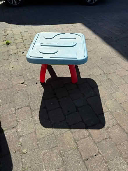 Photo of free Sand and water play table (Cheadle Hulme, Hazel Road, SK8) #3