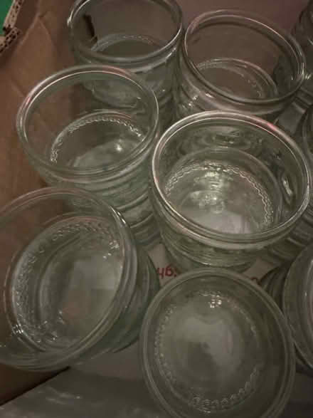 Photo of free 35 Gu pots (Stroud Green N4) #2
