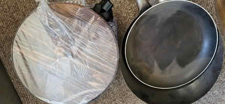 Photo of free 2x Woks & 1 Frying pan (Warlingham CR6) #1