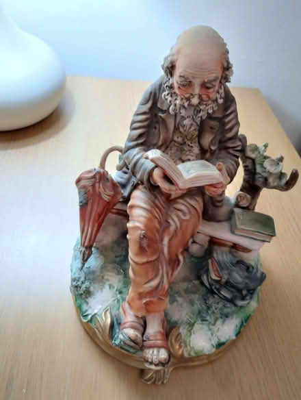 Photo of free Large ornament (Boxmoor HP1) #1