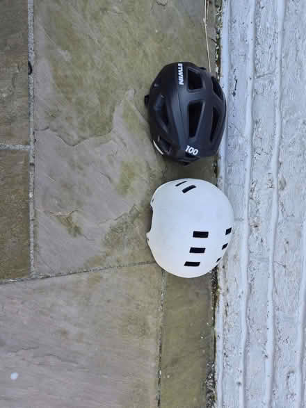 Photo of free Cycle helmets (TW2) #4