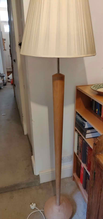Photo of free Standard lamp approx 2m (Oxford-Freegle CGA OX4) #1