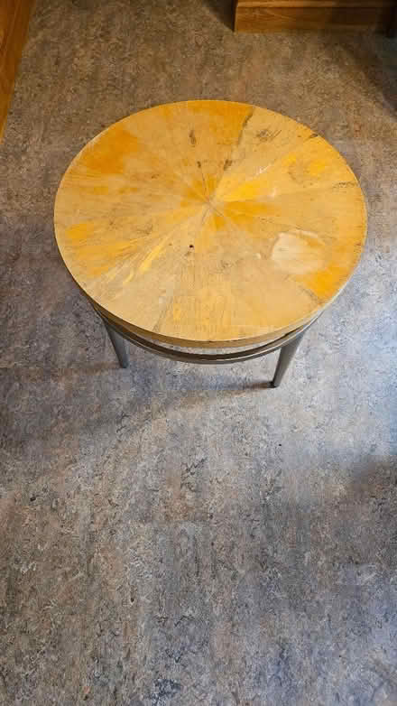 Photo of free 24" diameter side table (63124, near STL Galleria) #3
