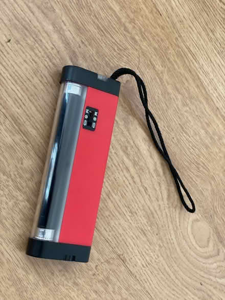 Photo of free UV light for security markers (Chilworth GU4) #1