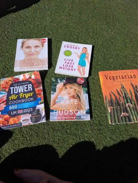 Photo of free Cook books (Gravesend DA12) #1