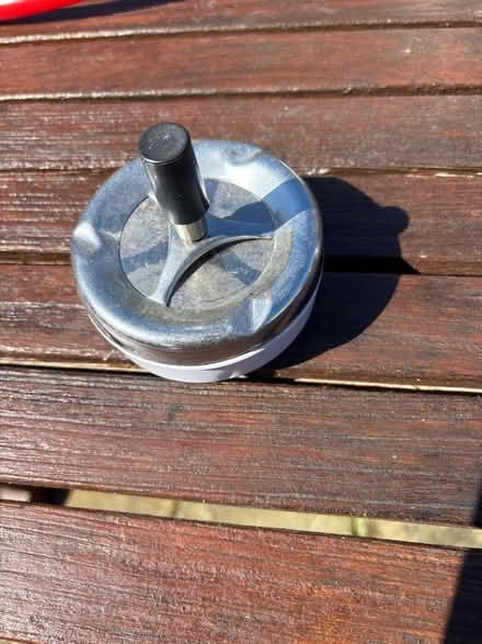 Photo of free Ashtray (Norbury CR7) #1